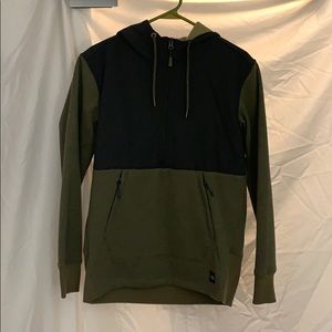 The North Face Tech Sherpa Pullover